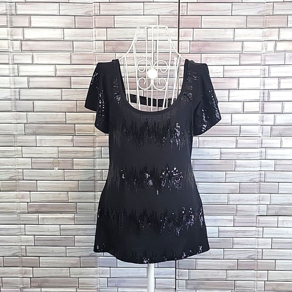 6 degrees women's contemporary top in black Size M